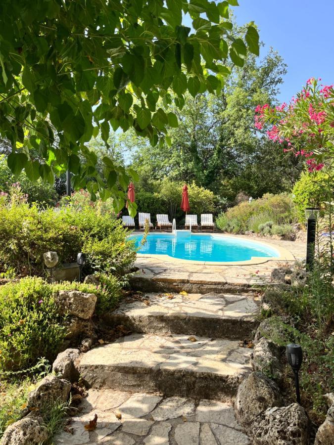 La Parenthese Du Var - Gite Avec Grande Terrasse Vue Sur Piscine Saint-Antonin-du-Var Luaran gambar